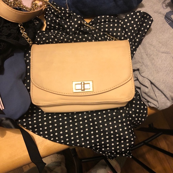 4 hand/shoulder purses - Picture 3 of 4